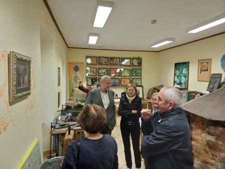 Žnideršičevi potomci na obisku pri bistrških čebelarjih (2)